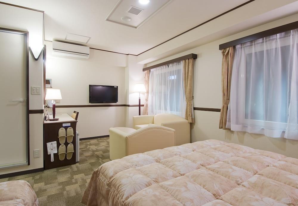 Toyoko Inn Jr Wakayama Eki Higashi Guchi Exterior foto